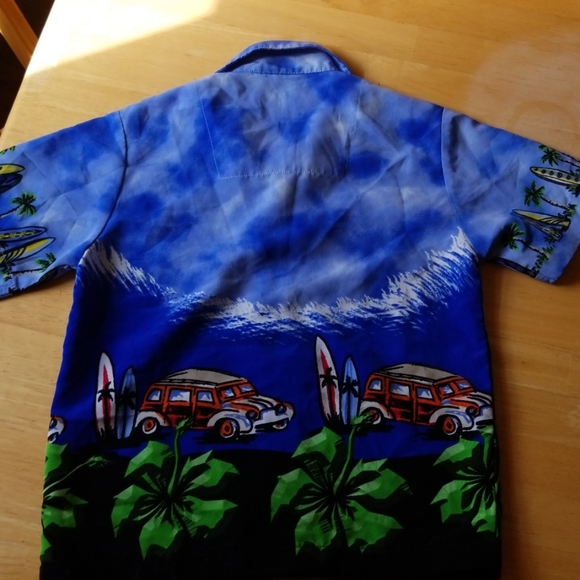 Pineapple Connection, surfing, short sleeve, shirt, size small (4/5) - Picture 6 of 10